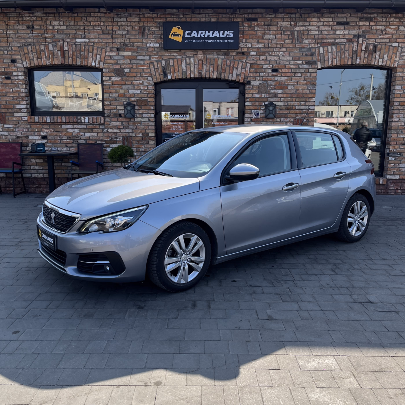 Peugeot 308 фото 3