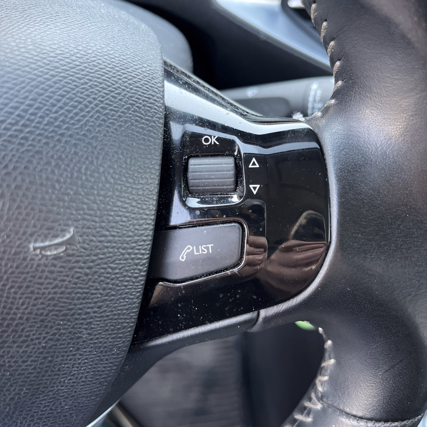 Peugeot 308 фото 13