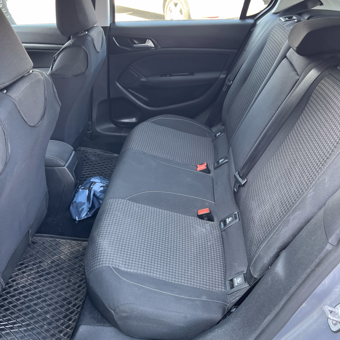 Peugeot 308 фото 18