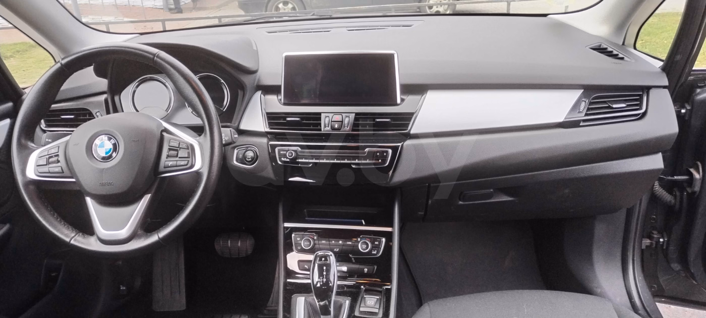 BMW 2 серия Active Tourer фото 10