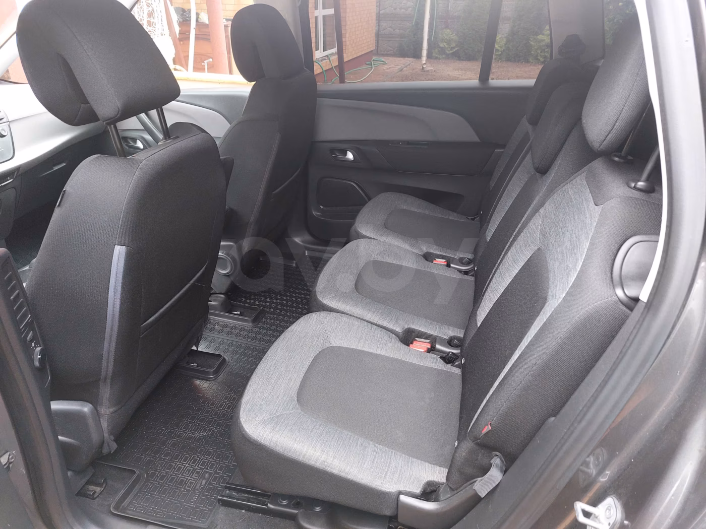 Citroen C4 Grand Spacetourer фото 16