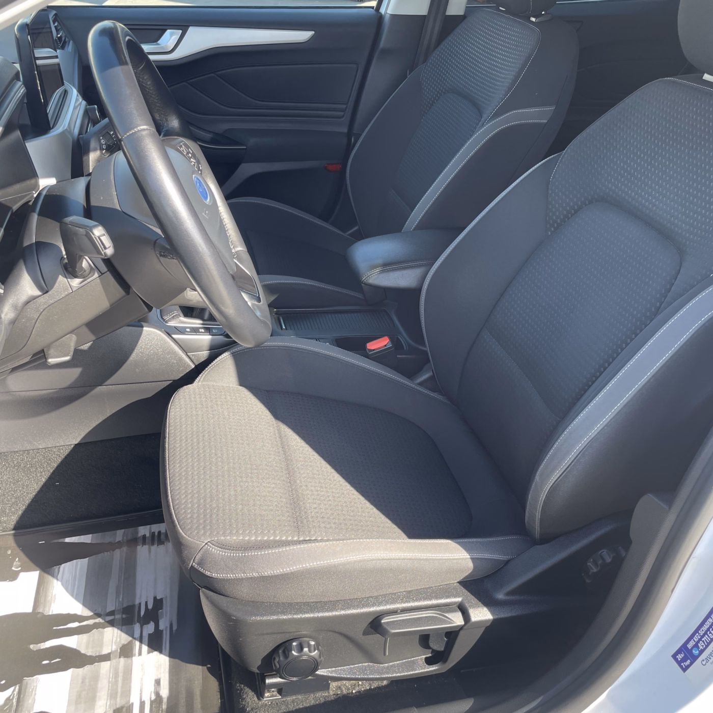 Ford Focus фото 12
