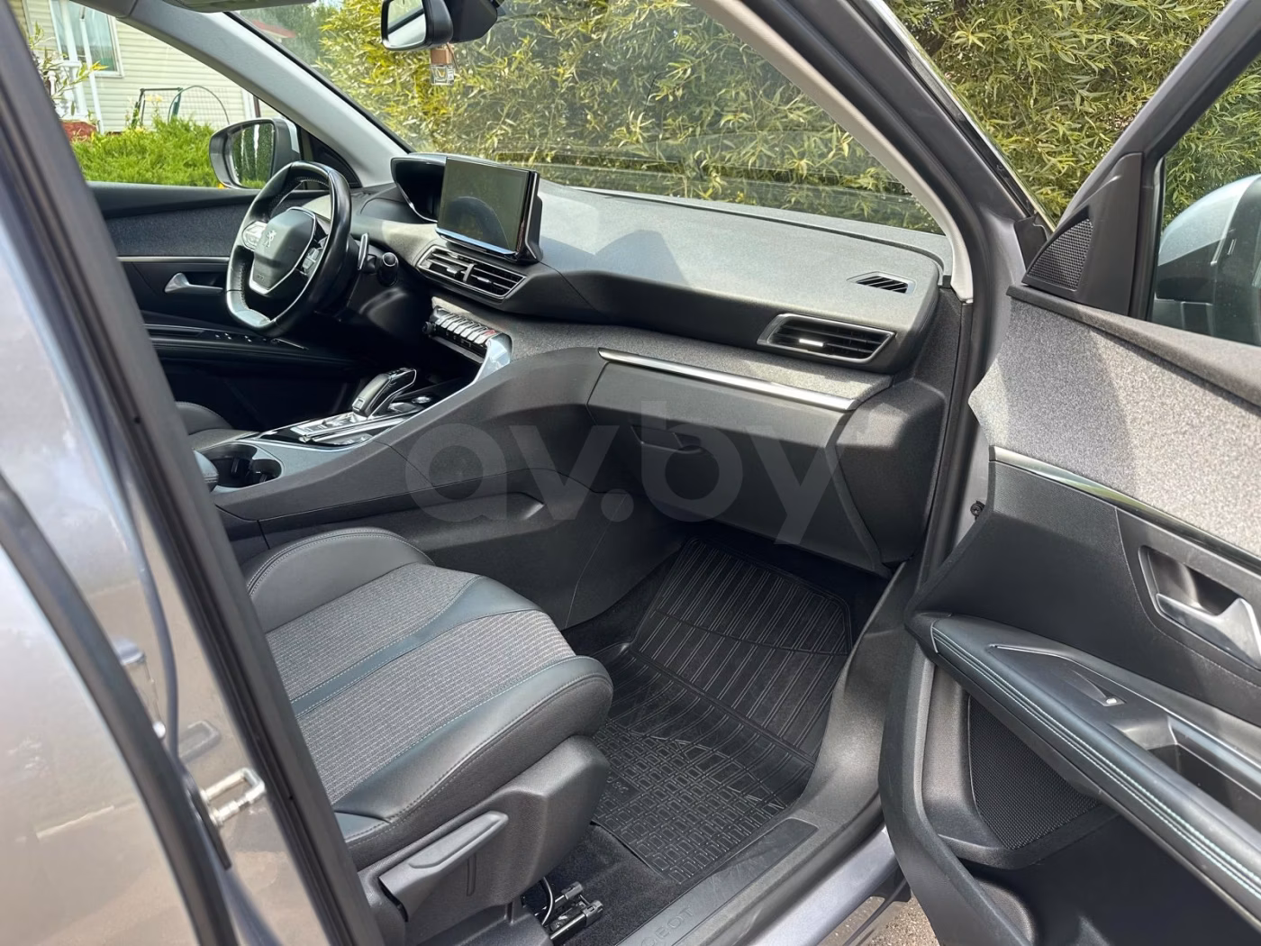 Peugeot 5008 фото 12