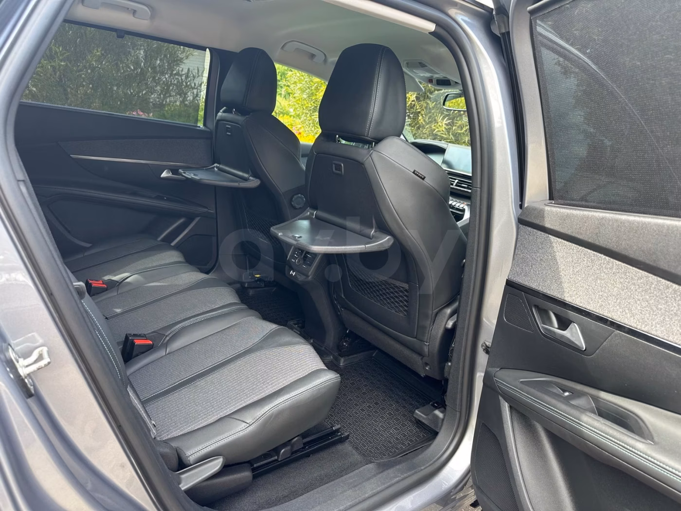 Peugeot 5008 фото 13