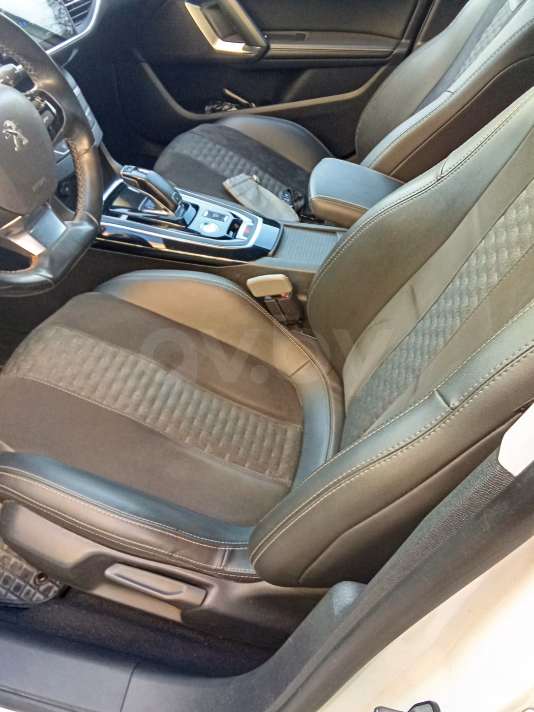 Peugeot 308 фото 8