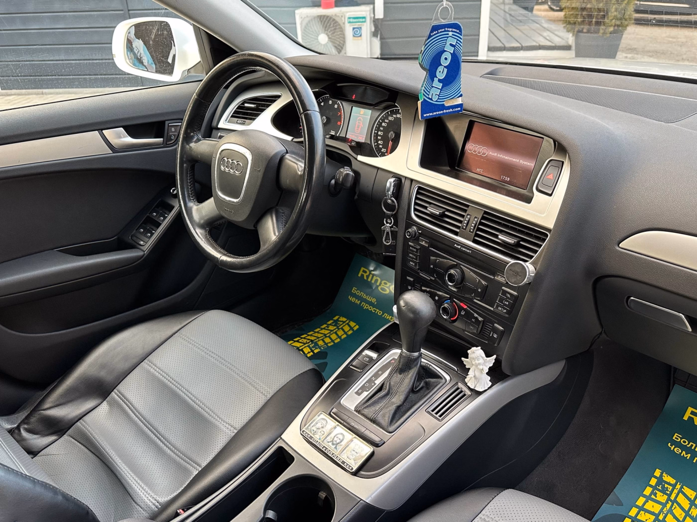 Audi A4 фото 16