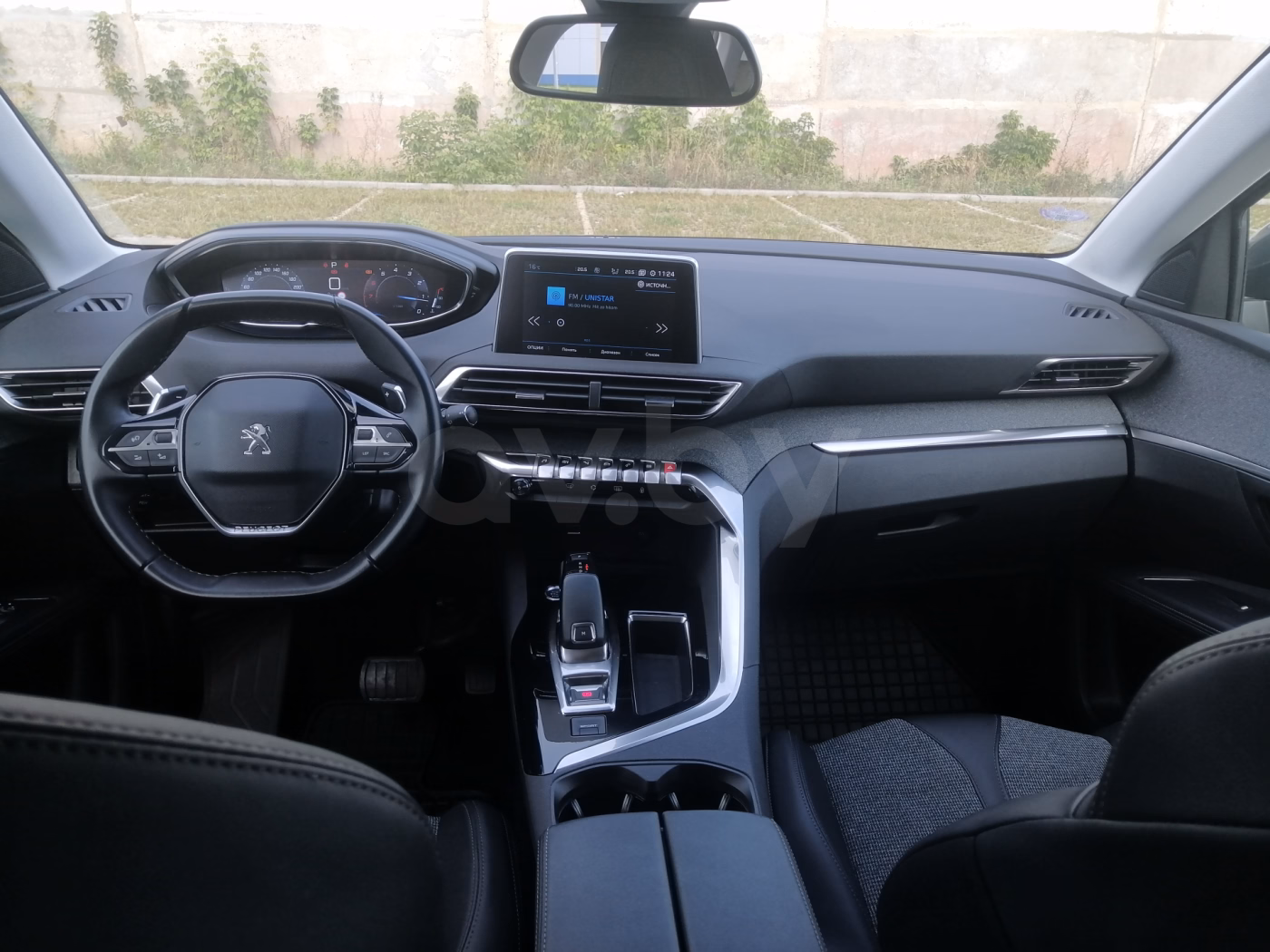 Peugeot 5008 фото 9