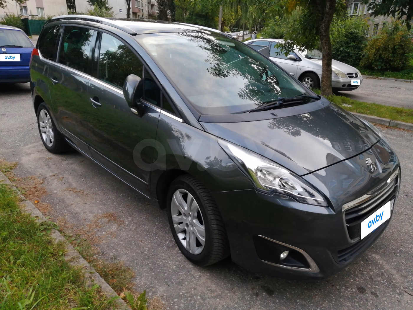 Peugeot 5008 фото 3