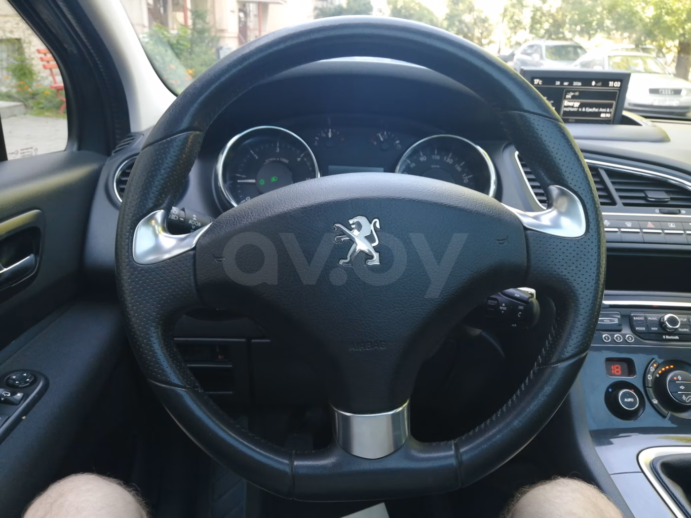 Peugeot 5008 фото 10