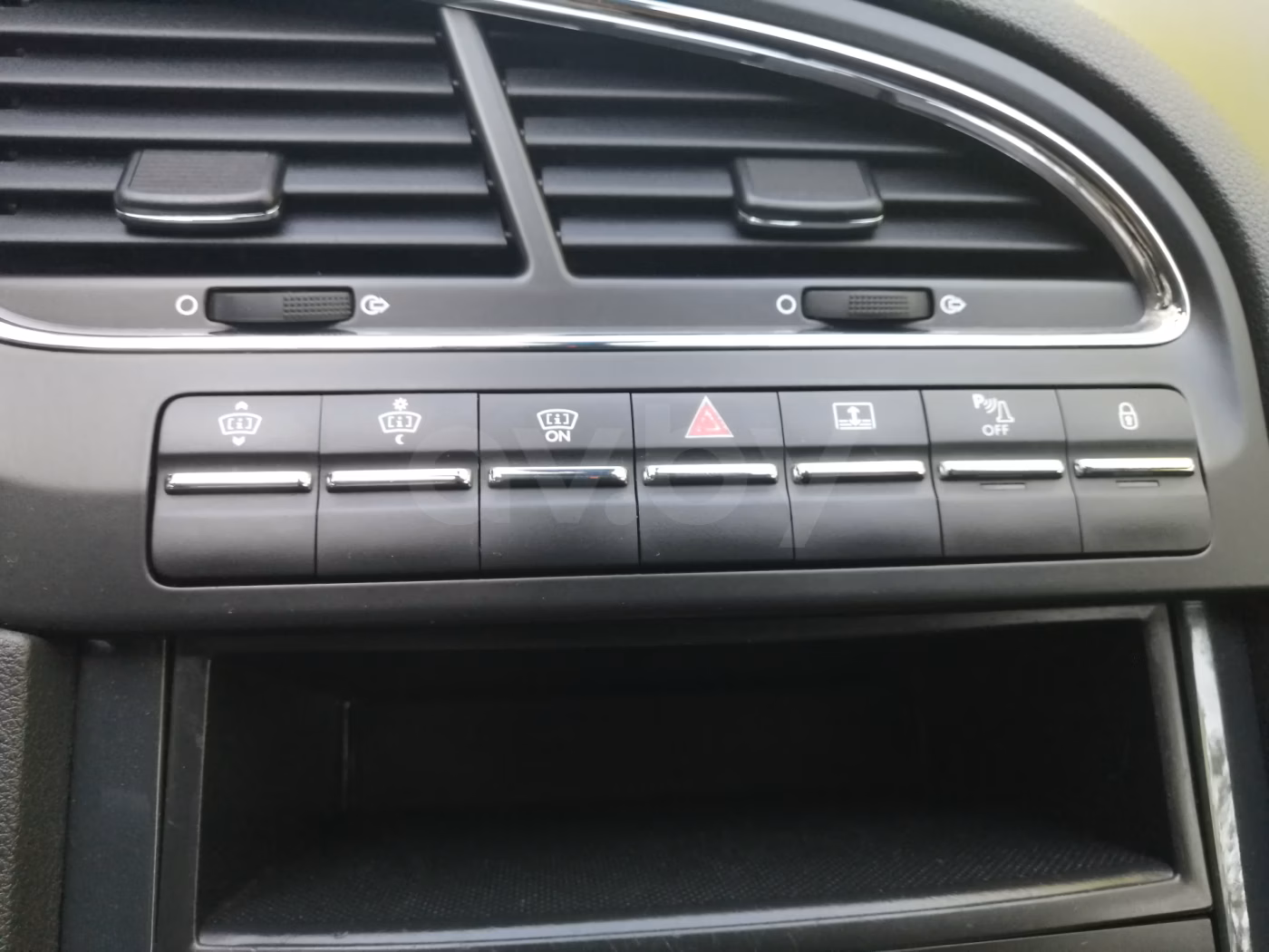 Peugeot 5008 фото 16