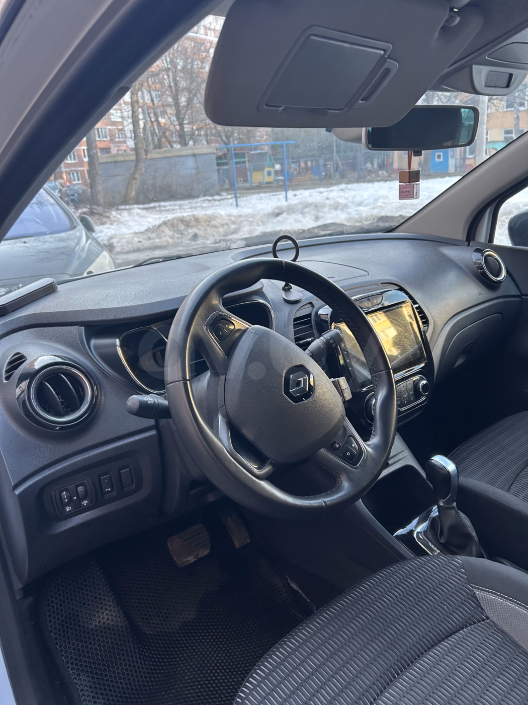 Renault Kaptur фото 10