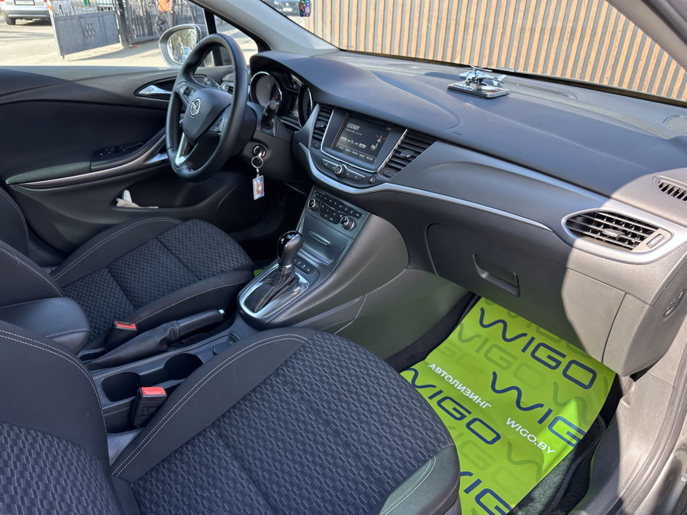 Opel Astra фото 10