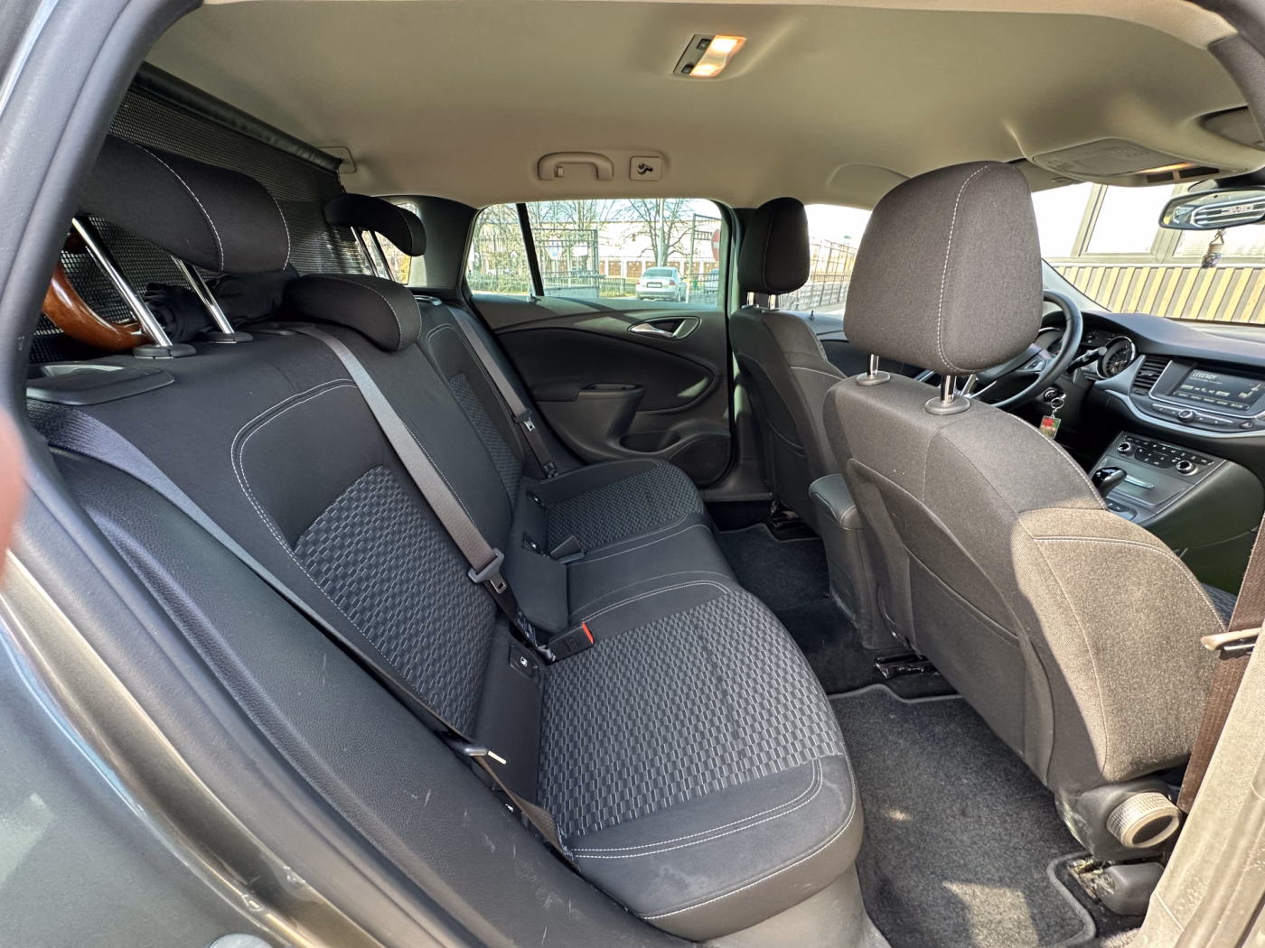 Opel Astra фото 12