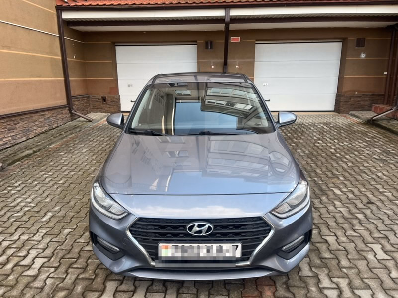 Hyundai Solaris фото 3