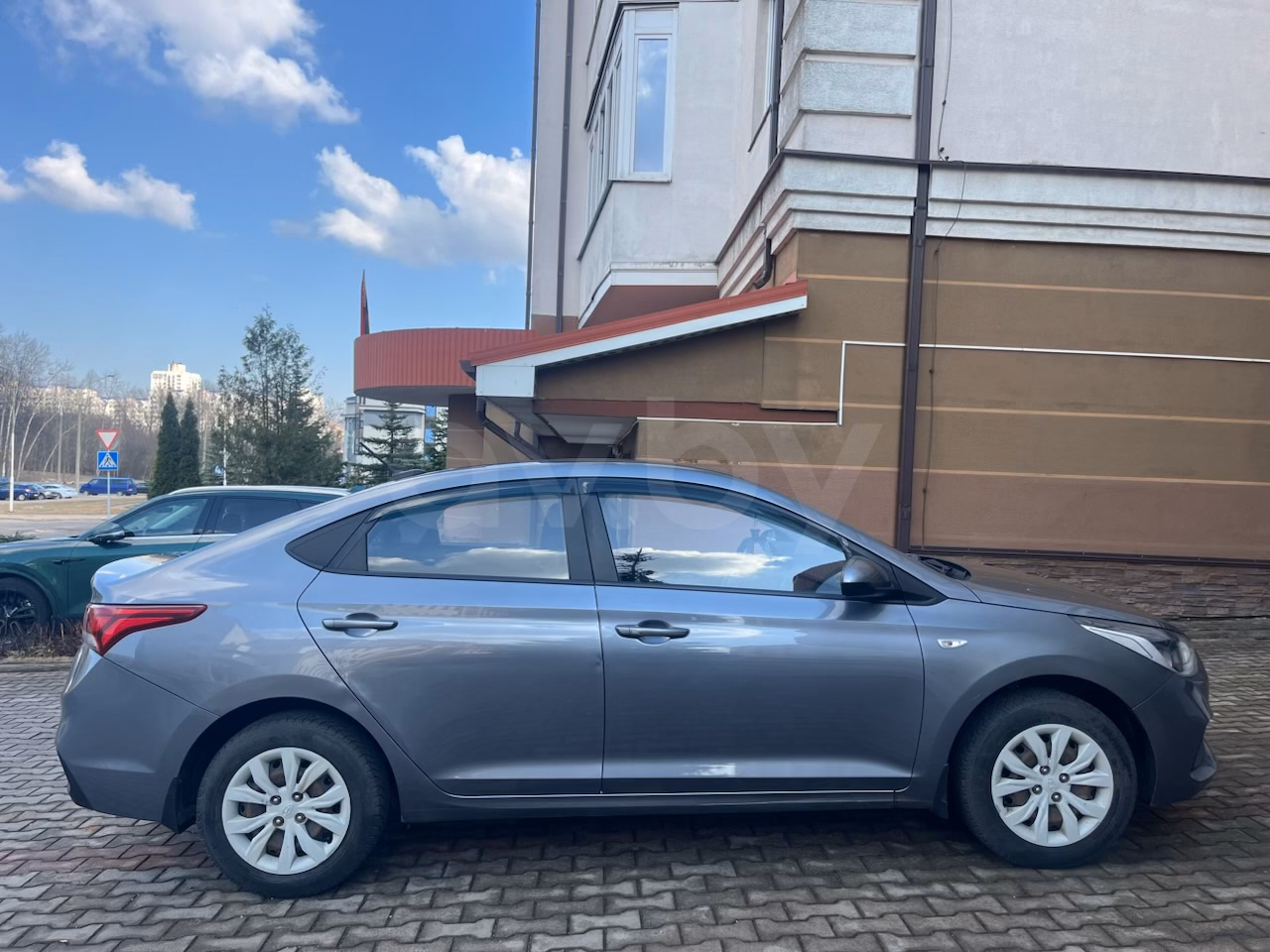 Hyundai Solaris фото 4