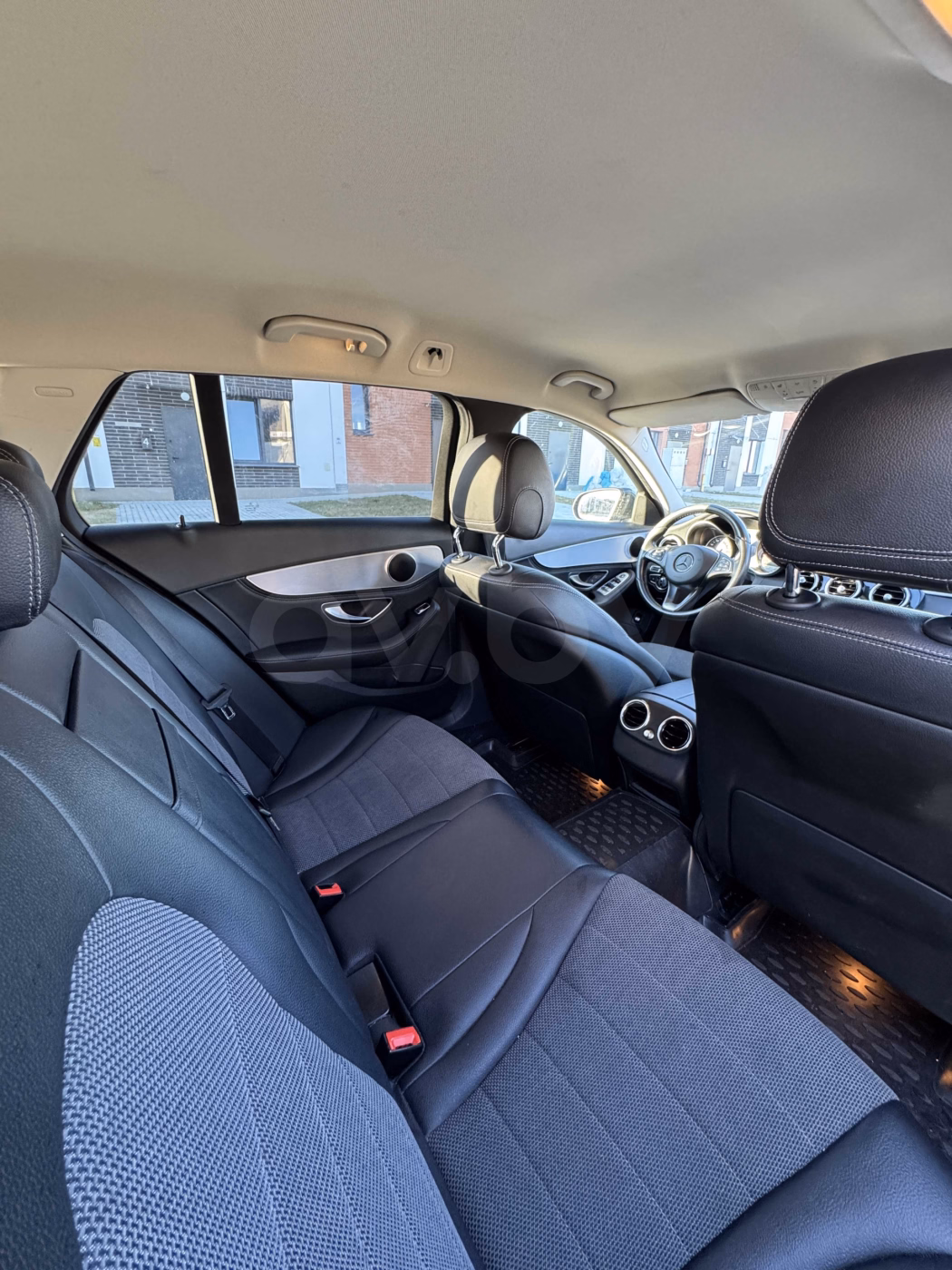 Mercedes-Benz C-Класс фото 12