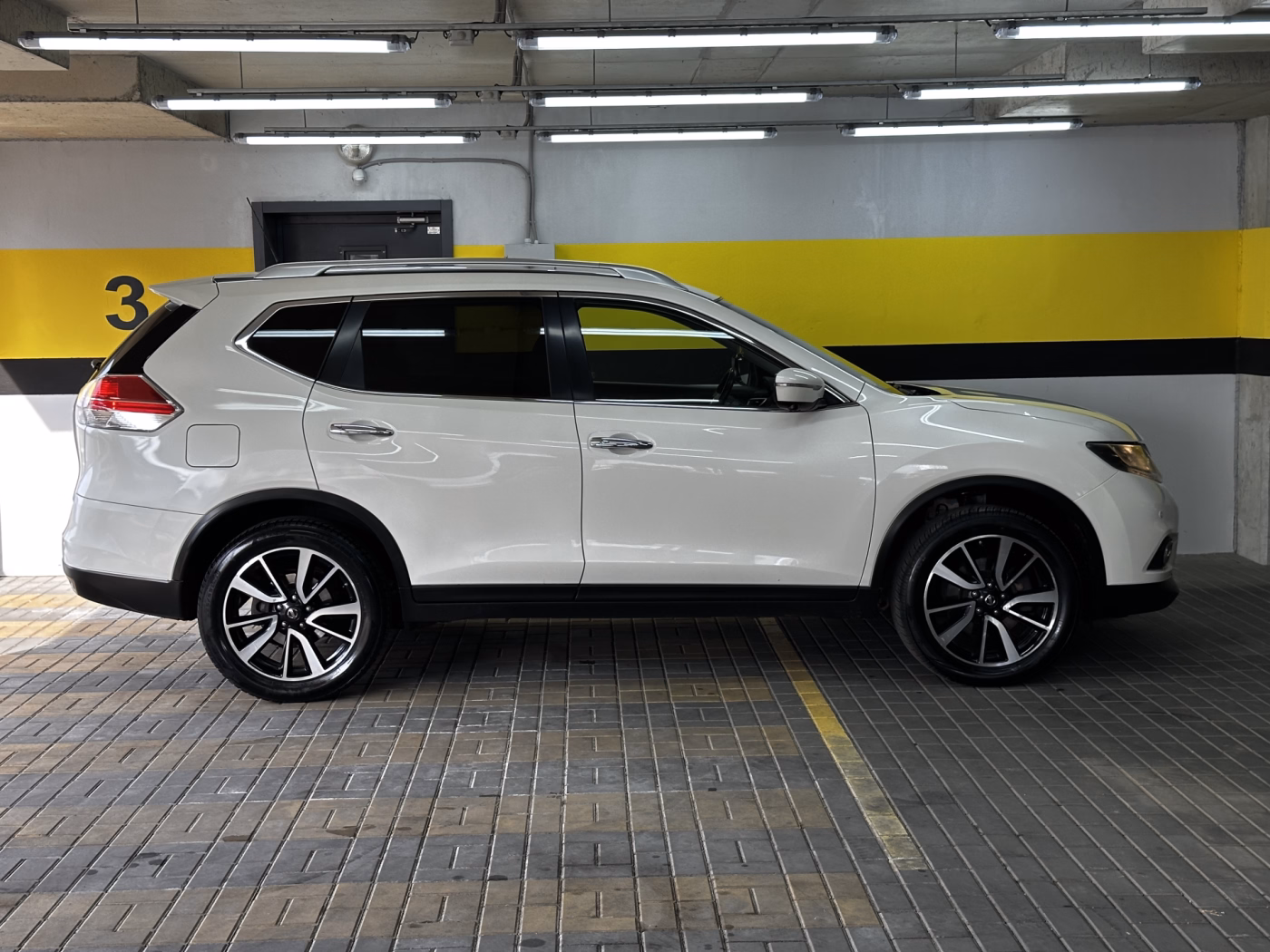 Nissan X-Trail фото 8