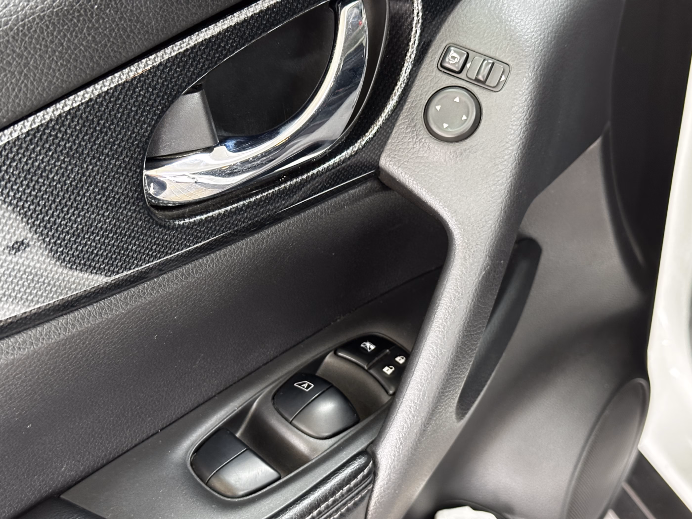 Nissan X-Trail фото 17