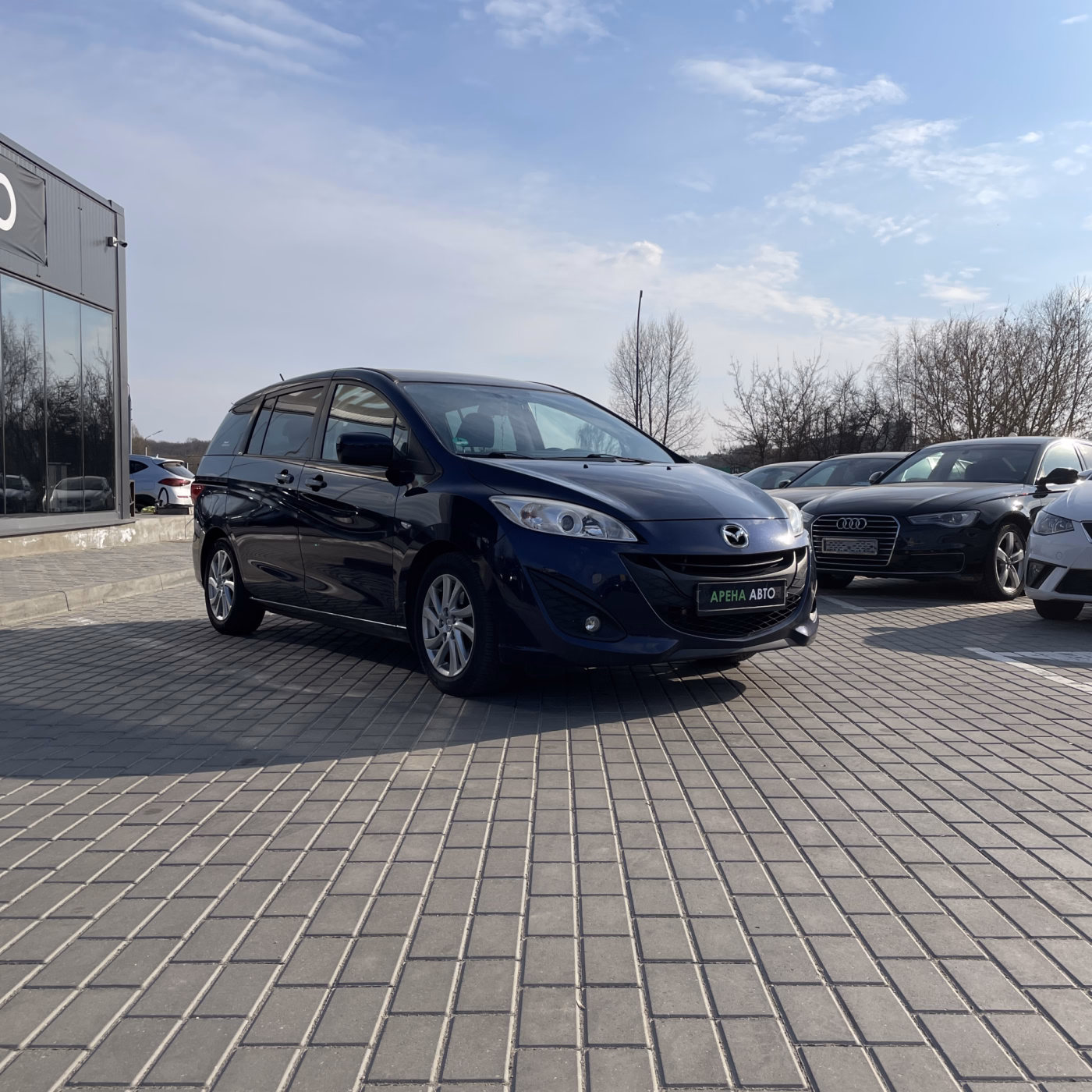 Mazda 5 фото 3