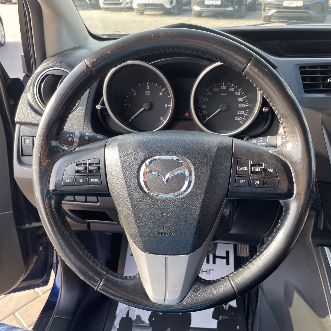 Mazda 5 фото 13