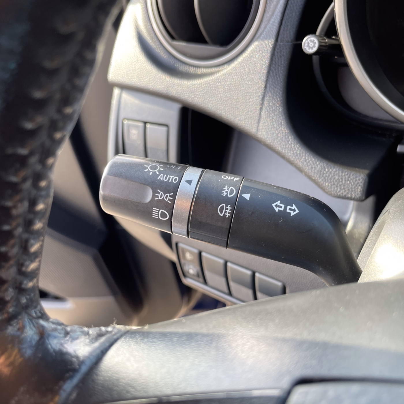 Mazda 5 фото 16