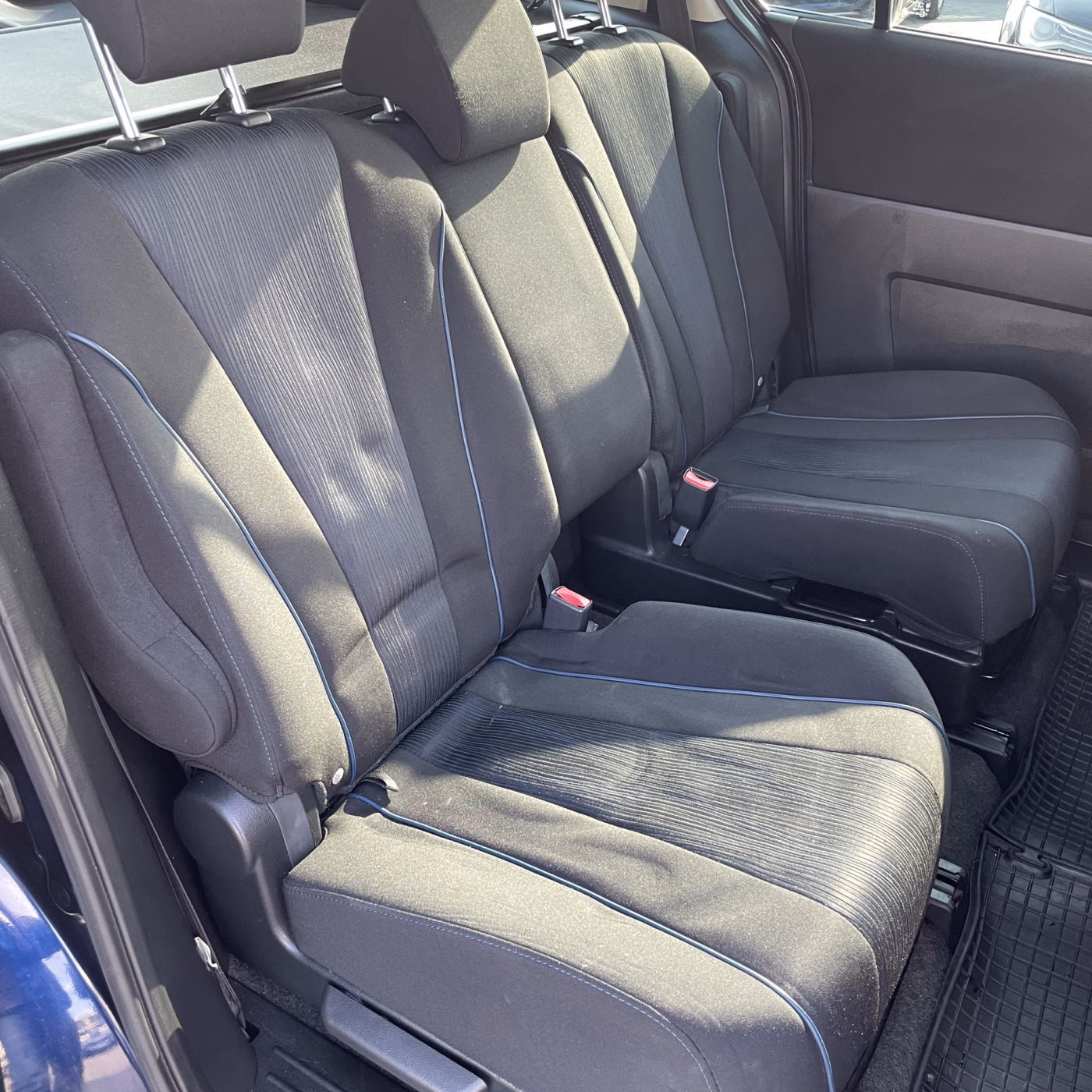 Mazda 5 фото 20