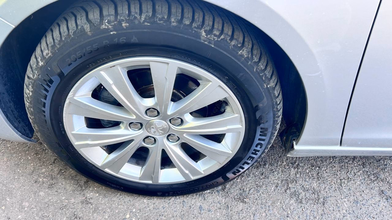 Peugeot 308 фото 13
