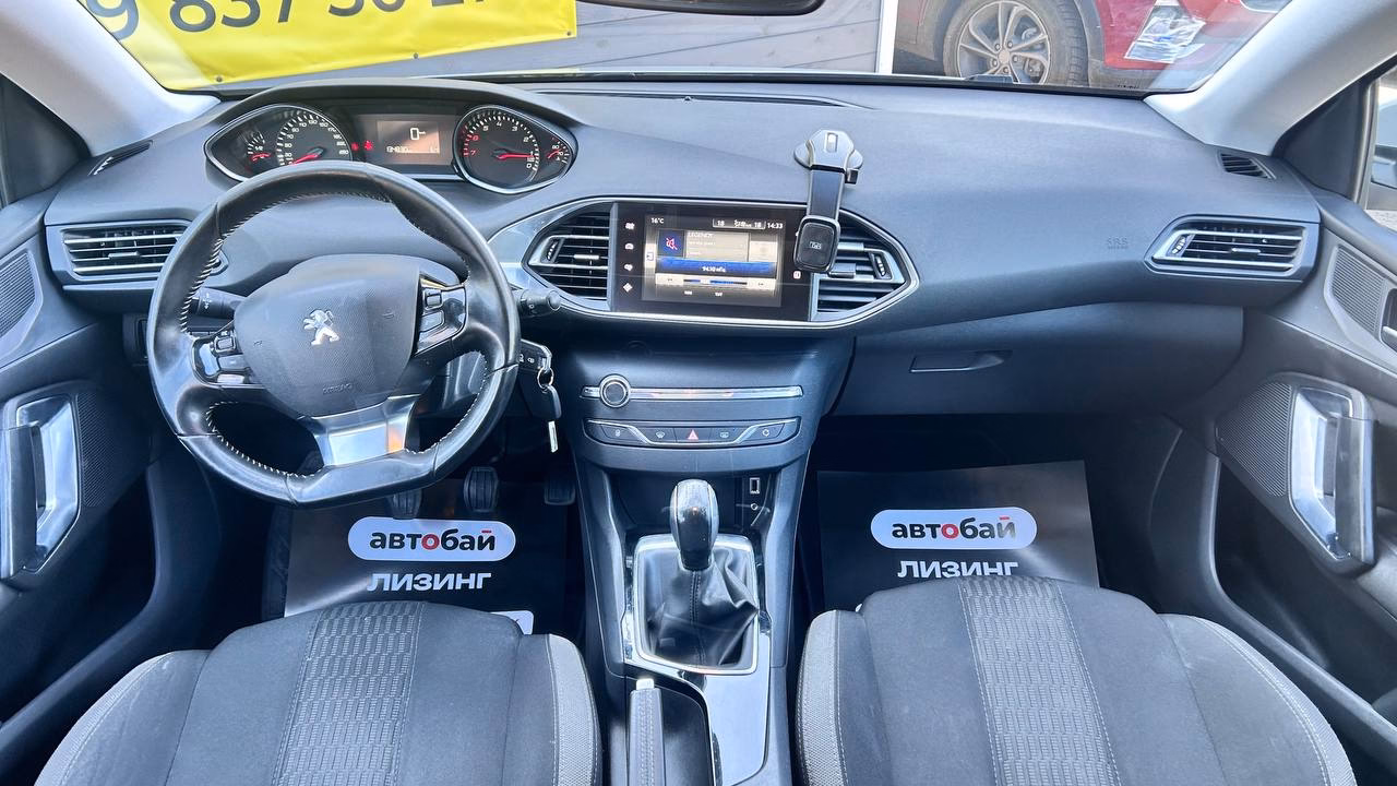 Peugeot 308 фото 16
