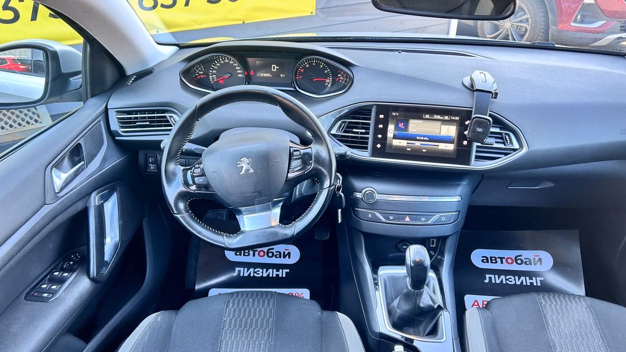 Peugeot 308 фото 17