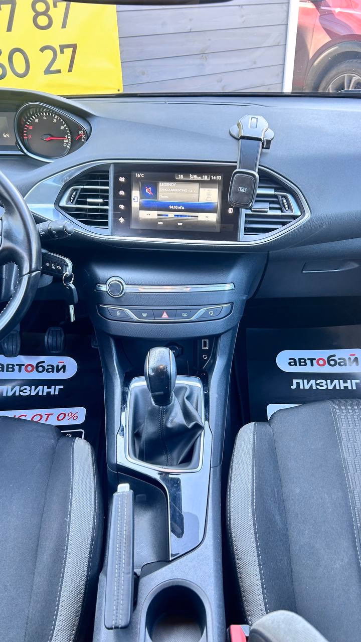Peugeot 308 фото 18