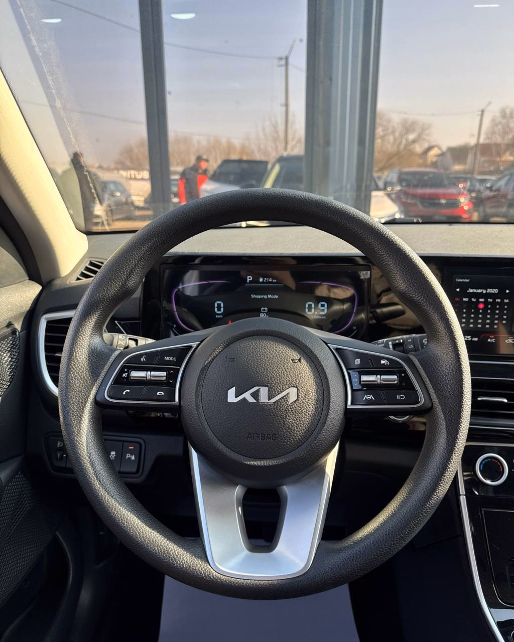 Kia Seltos фото 18