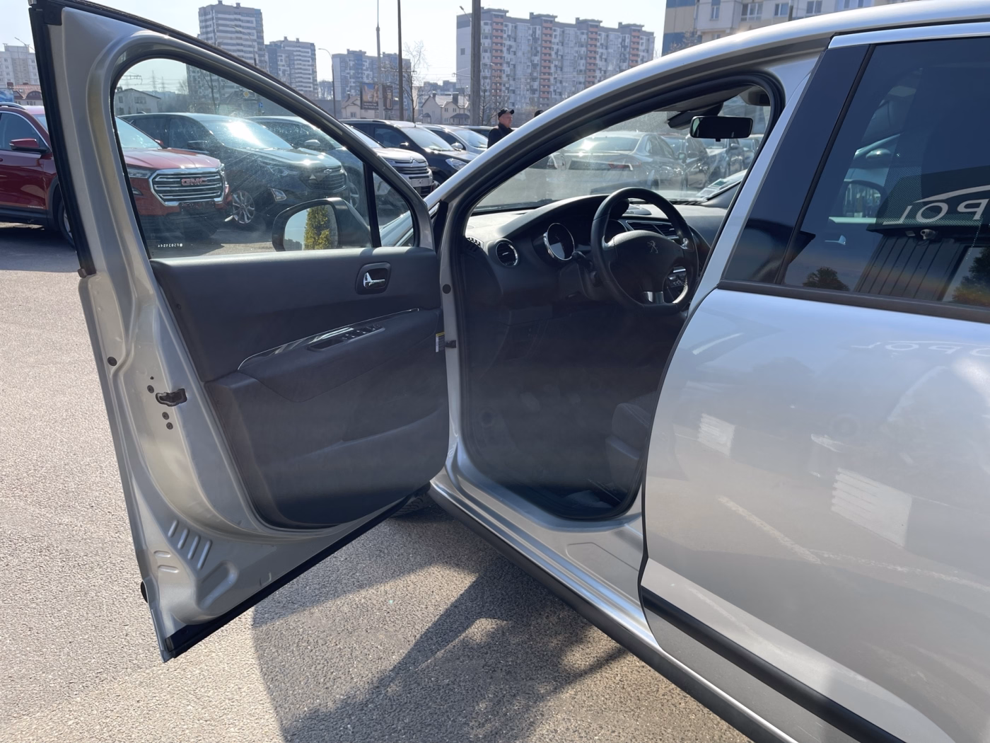 Peugeot 3008 фото 9