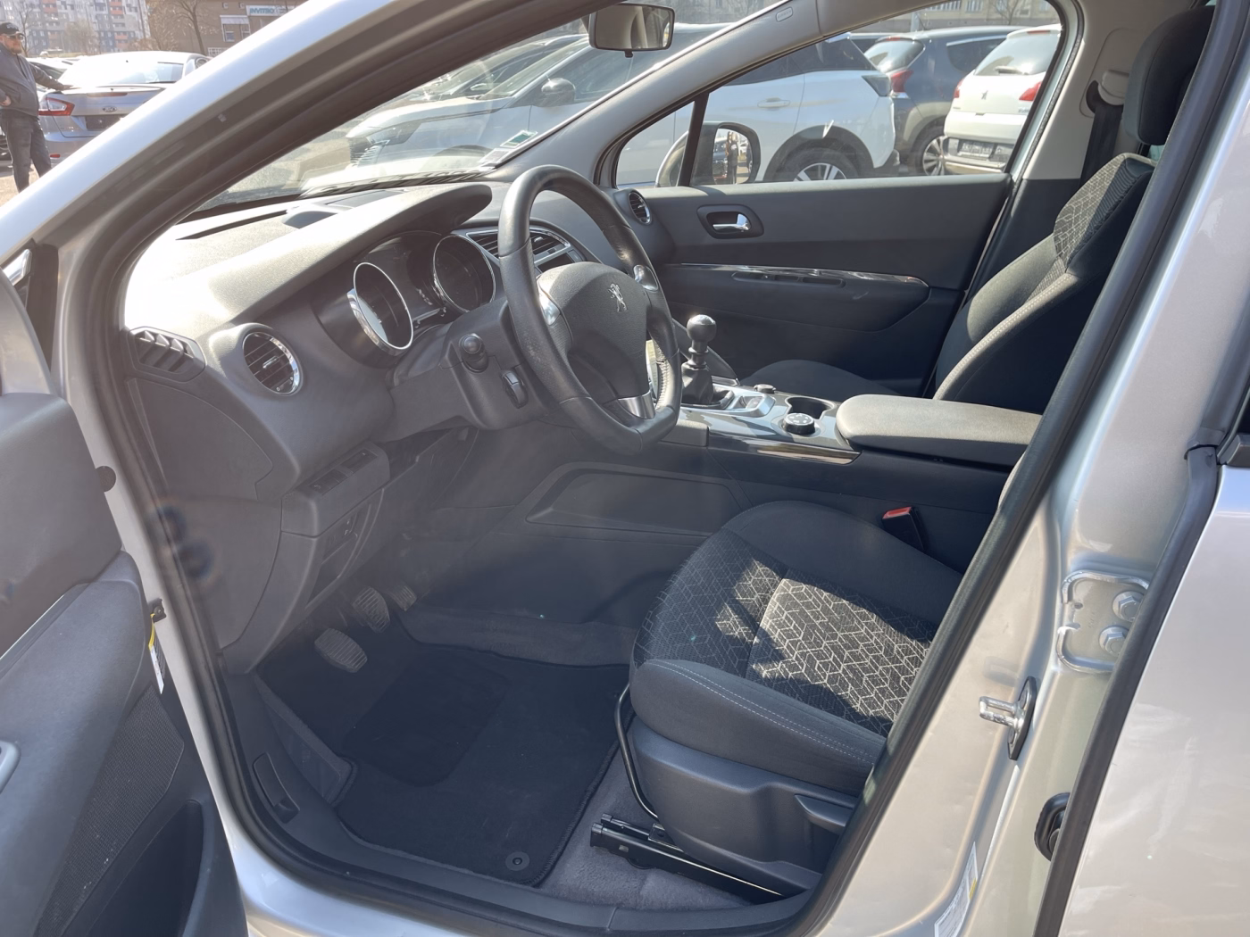 Peugeot 3008 фото 10
