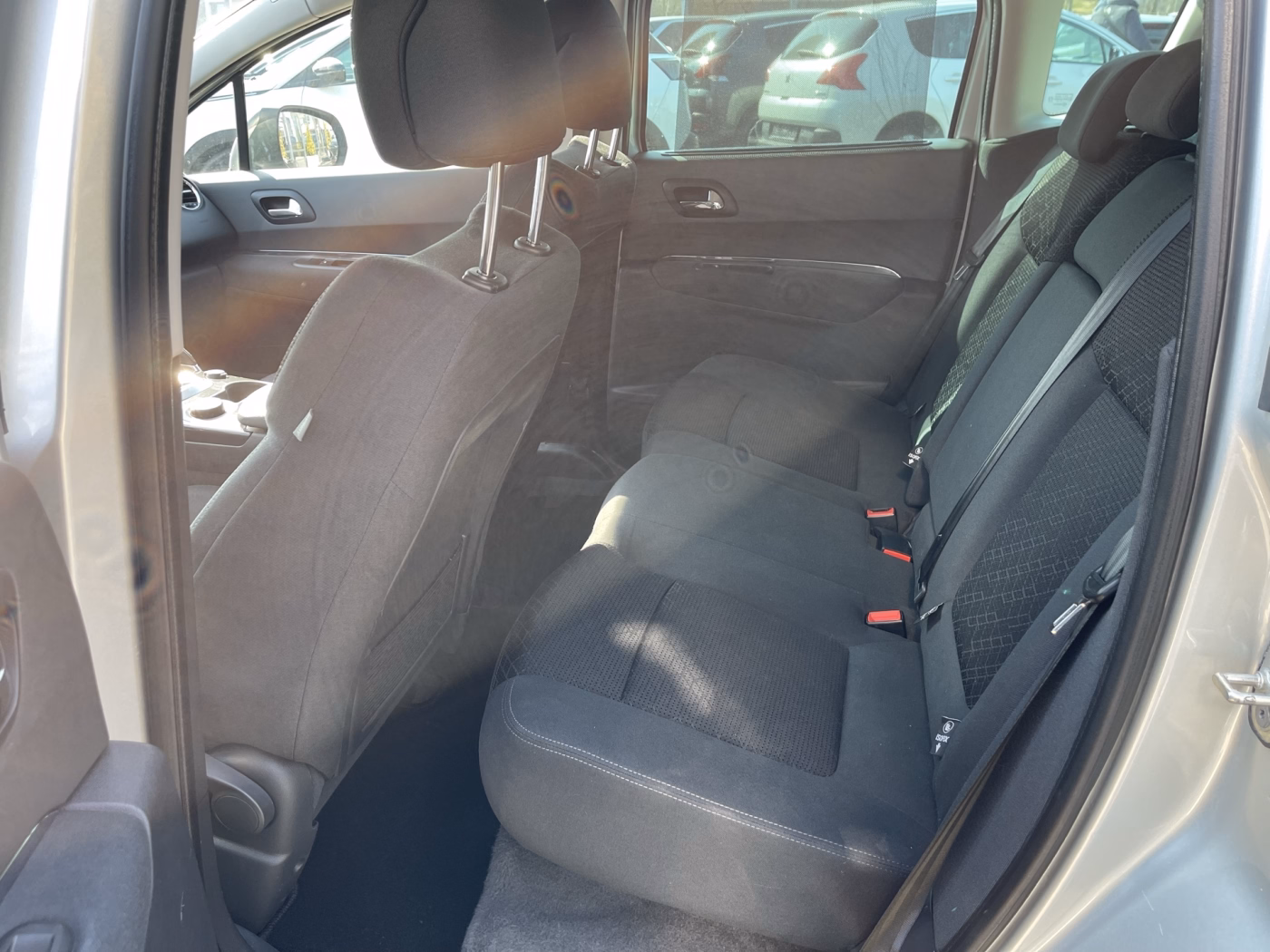 Peugeot 3008 фото 12