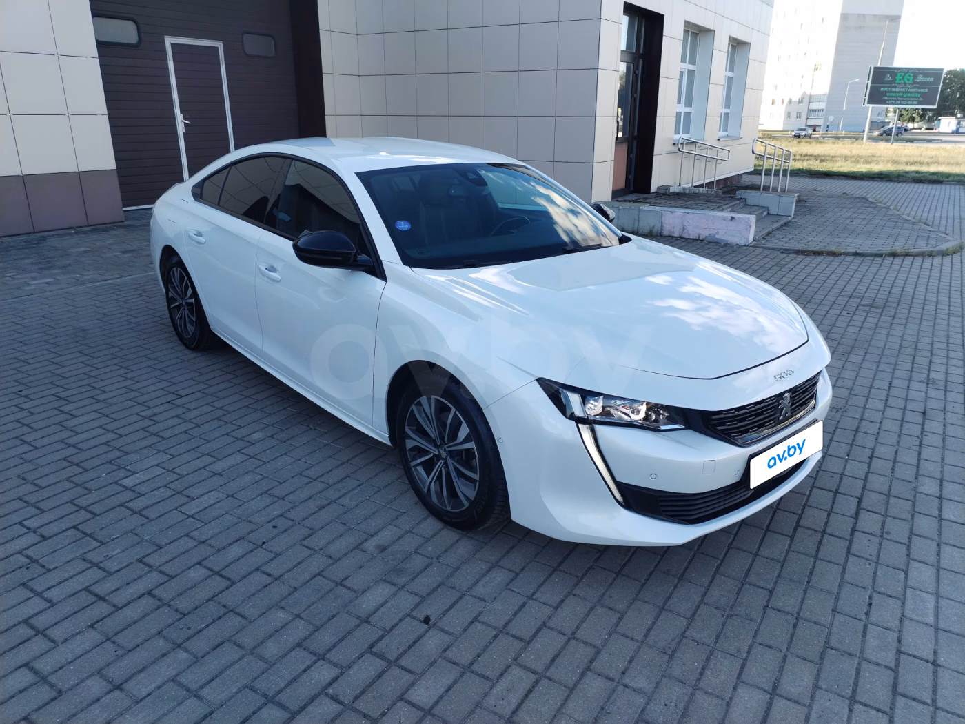 Peugeot 508 фото 11