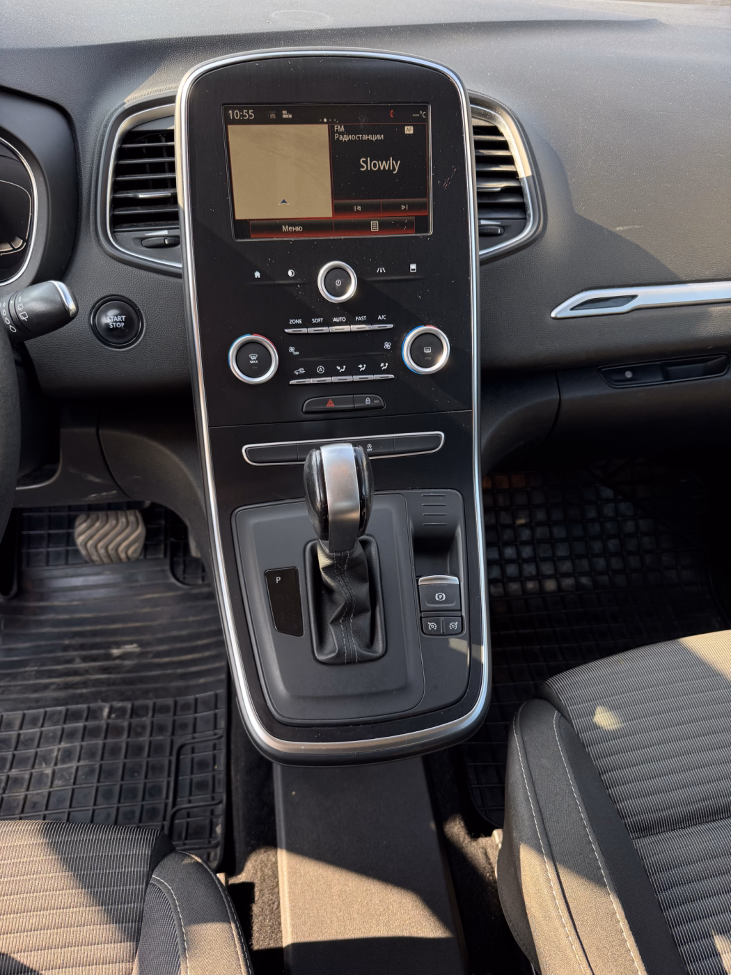 Renault Scenic фото 11