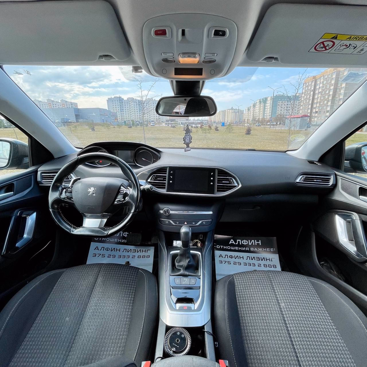 Peugeot 308 фото 15