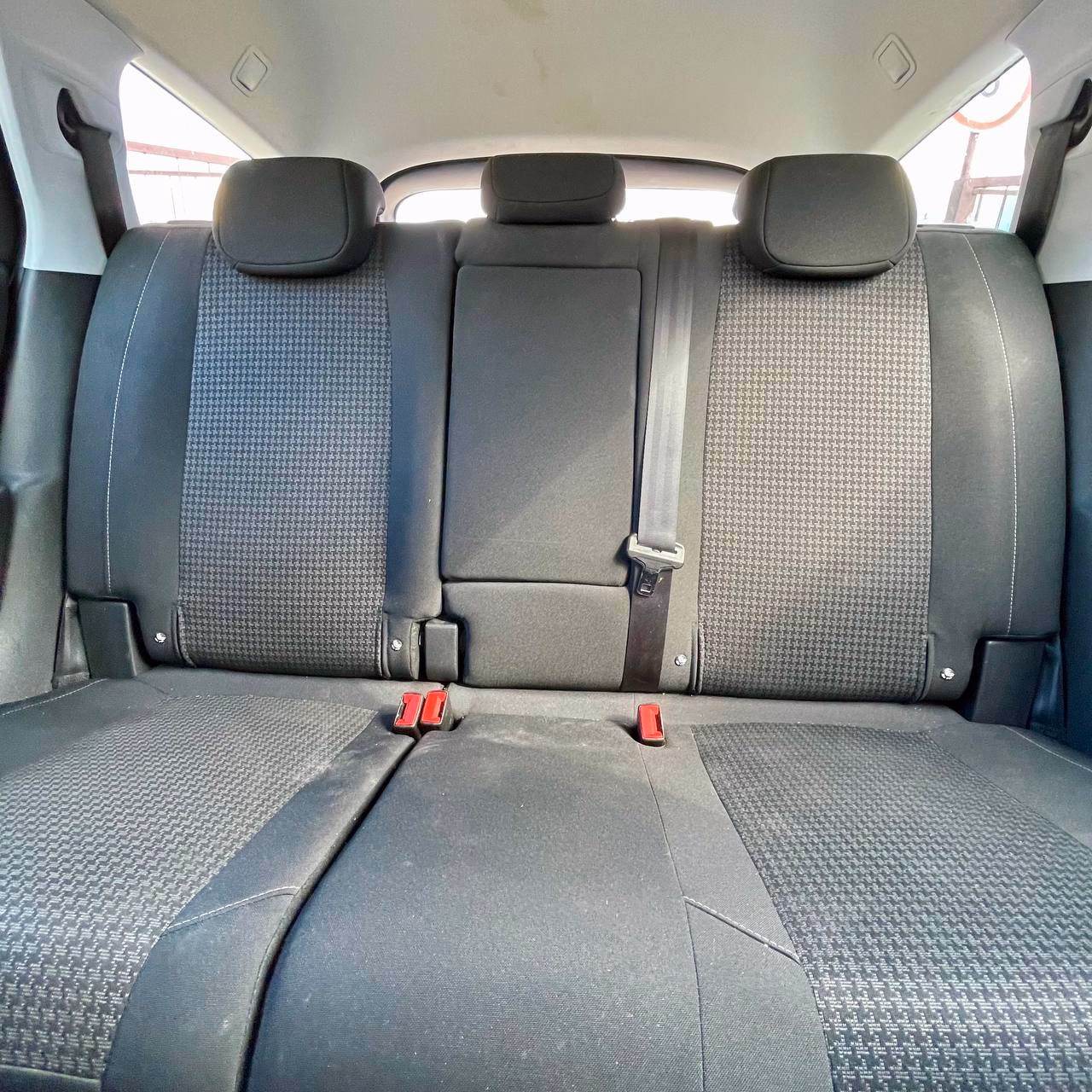 Peugeot 308 фото 16