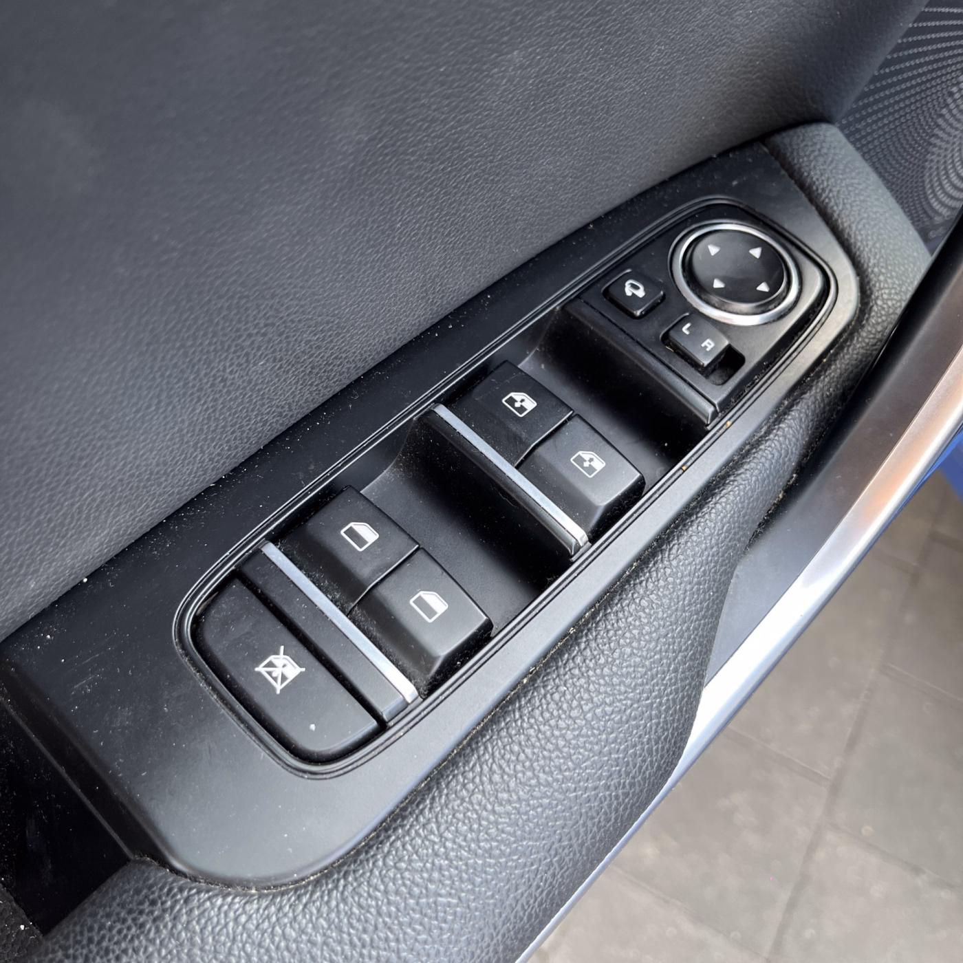Kia Cee'd фото 9
