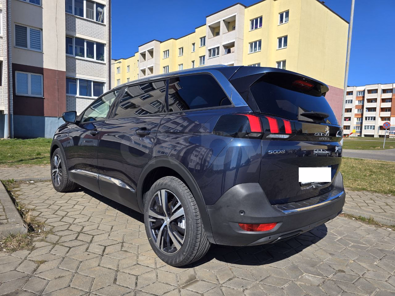 Peugeot 5008 фото 3
