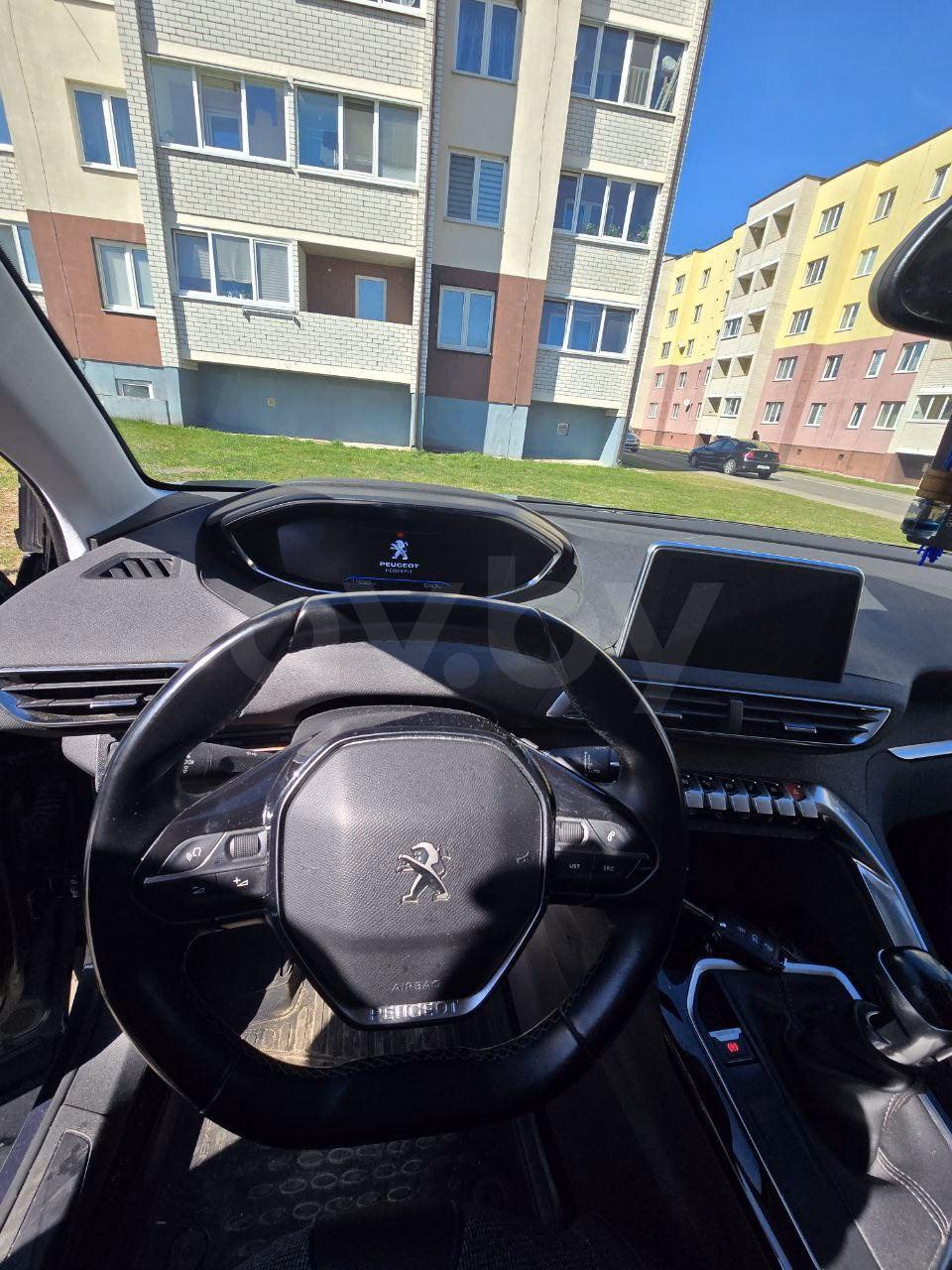 Peugeot 5008 фото 8