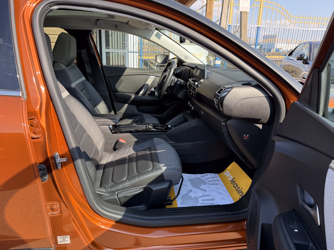 Citroen C4 фото 18