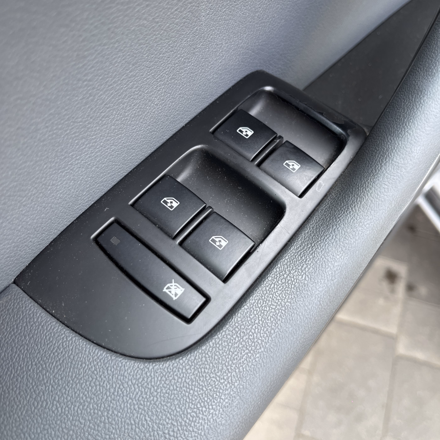 Opel Zafira фото 9