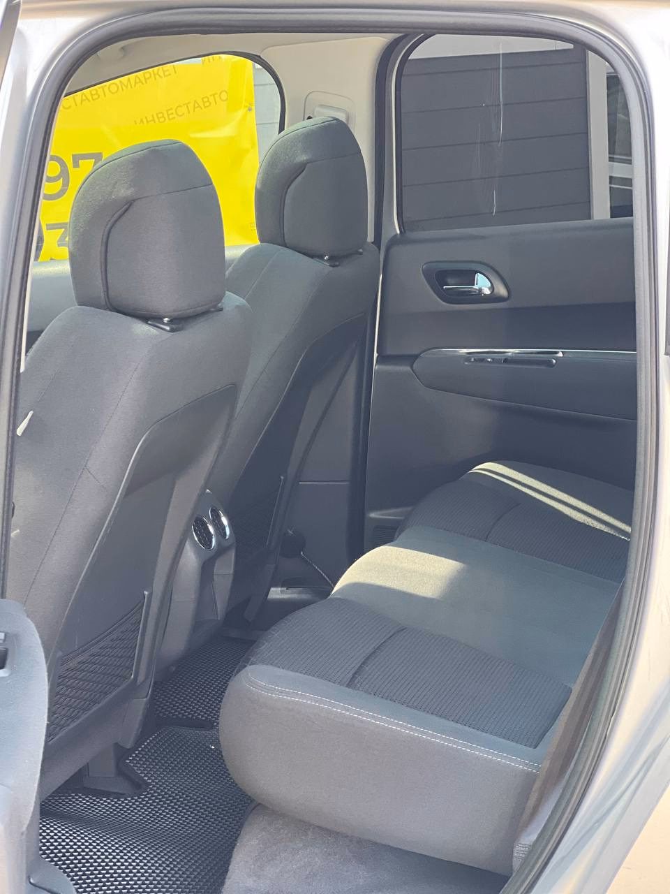 Peugeot 3008 фото 10