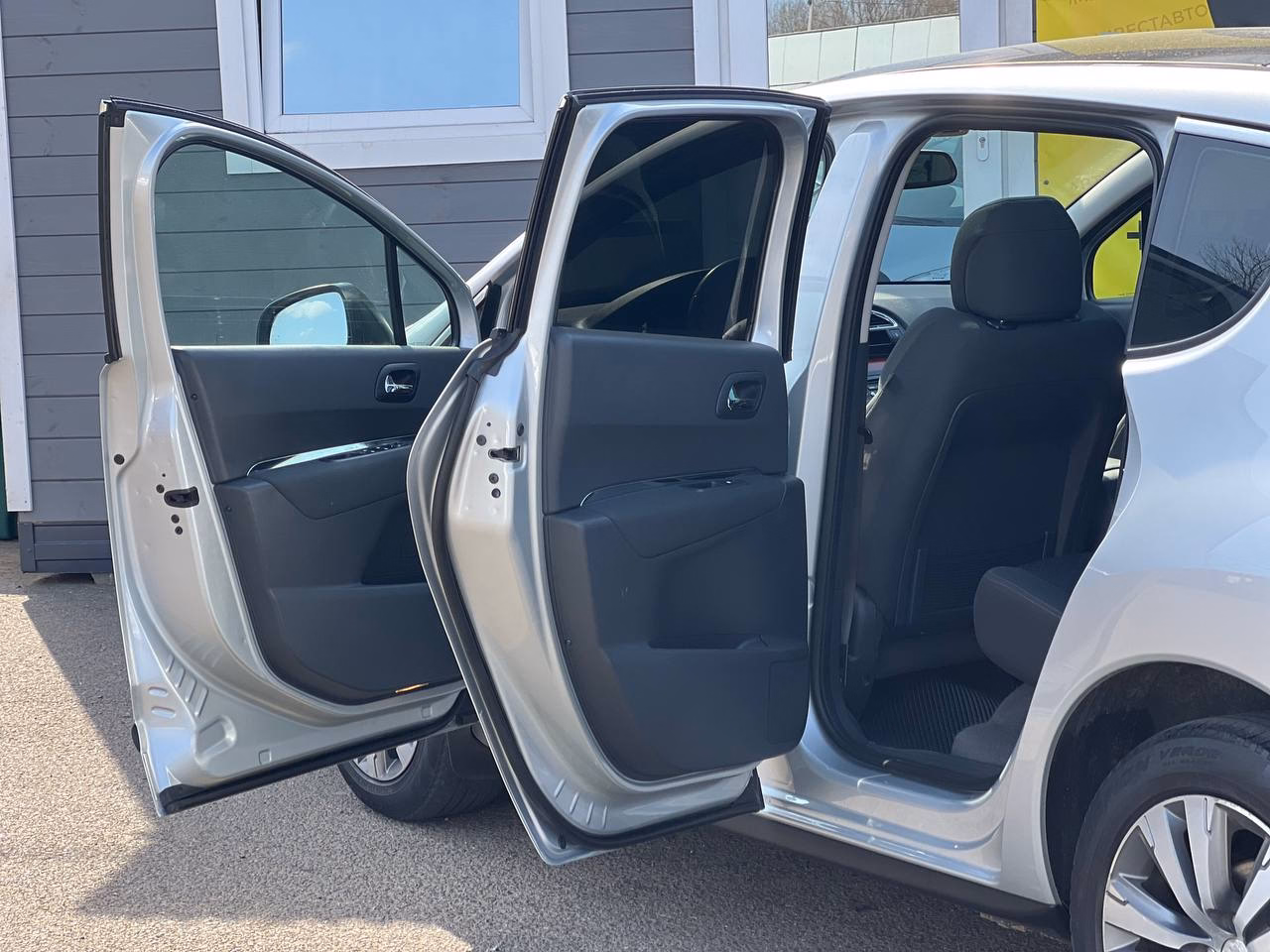 Peugeot 3008 фото 13