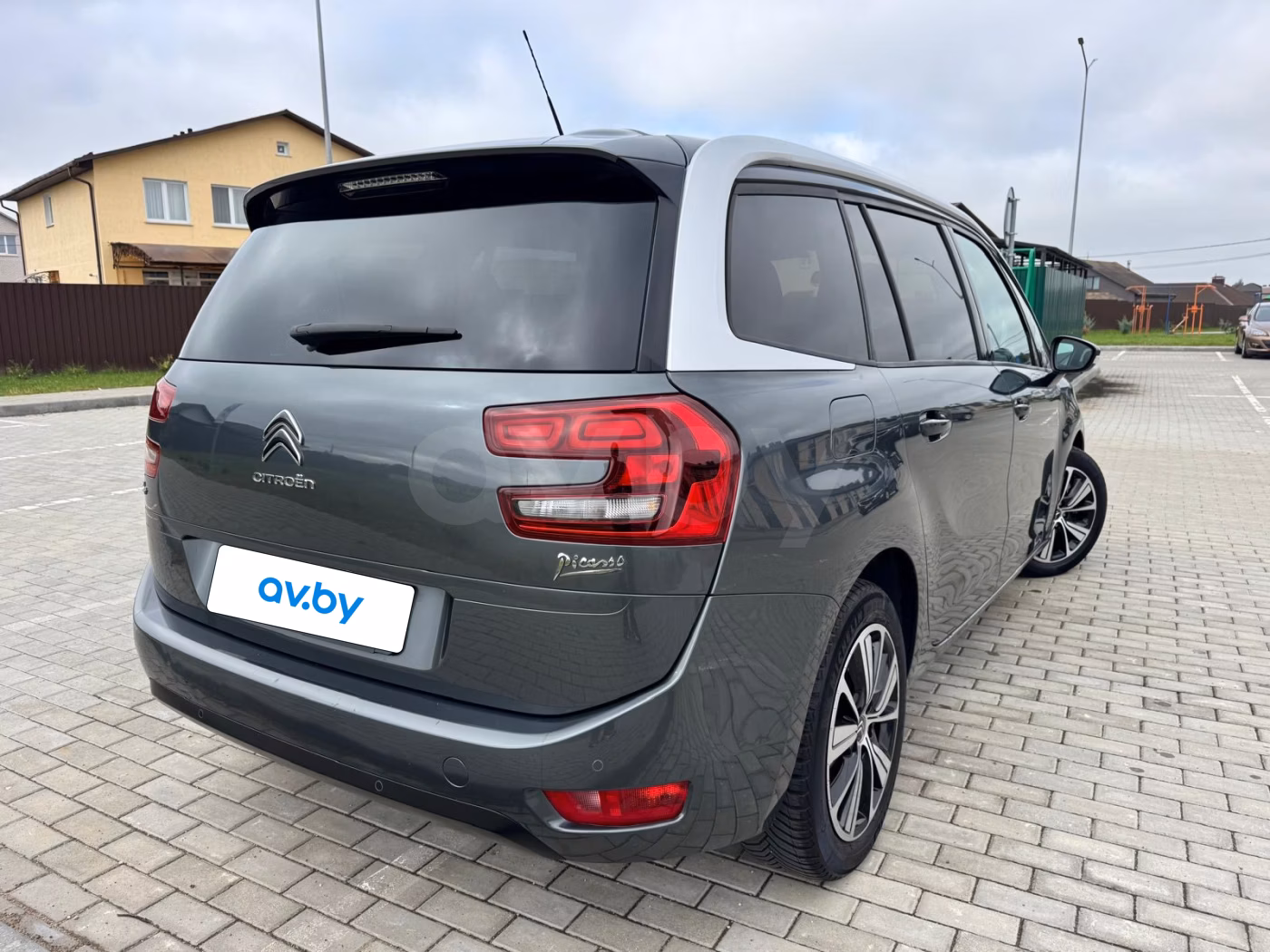 Citroen C4 Grand Picasso фото 3
