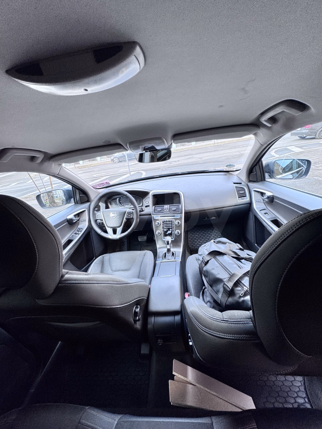 Volvo XC60 фото 9