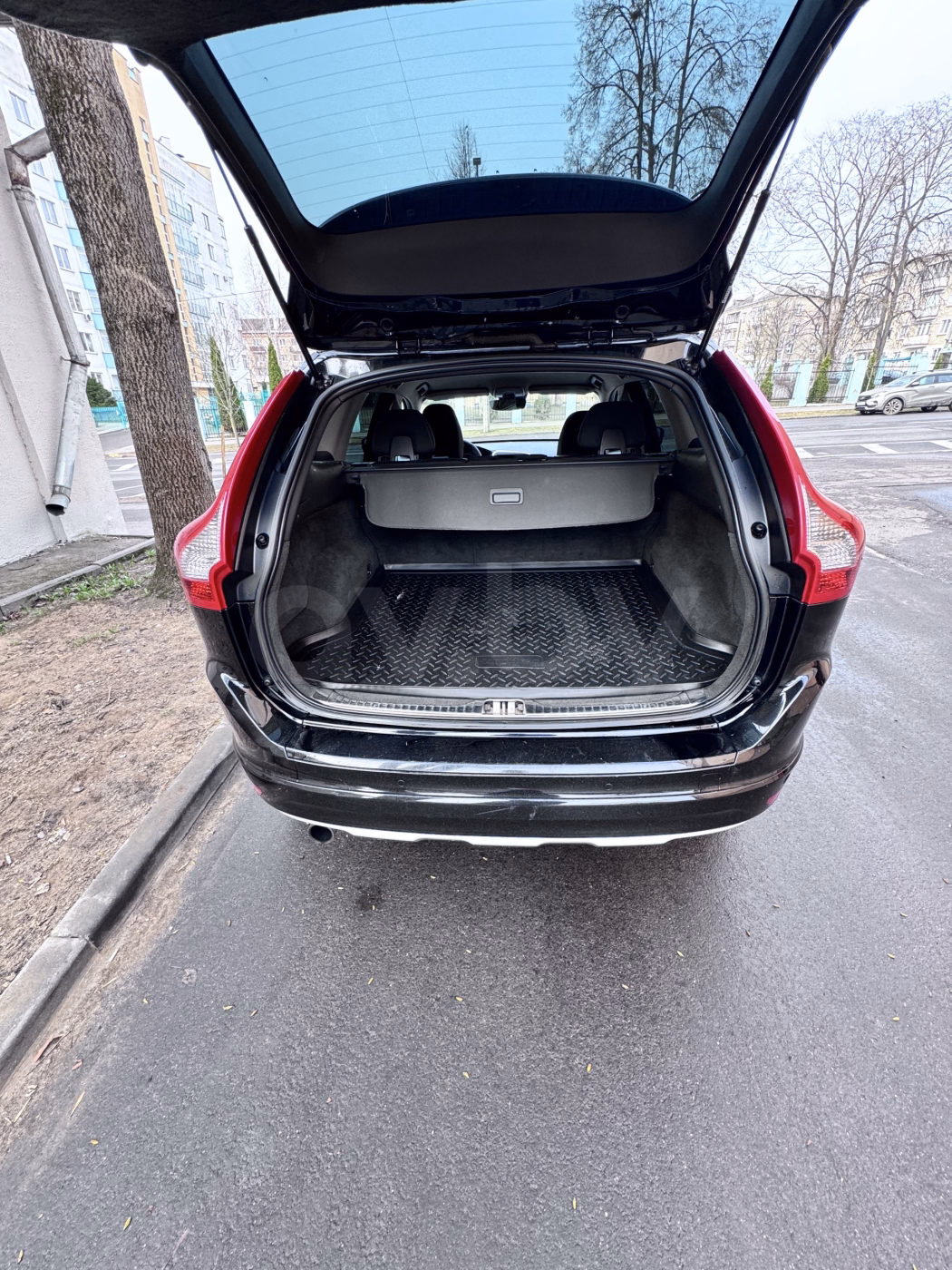 Volvo XC60 фото 11