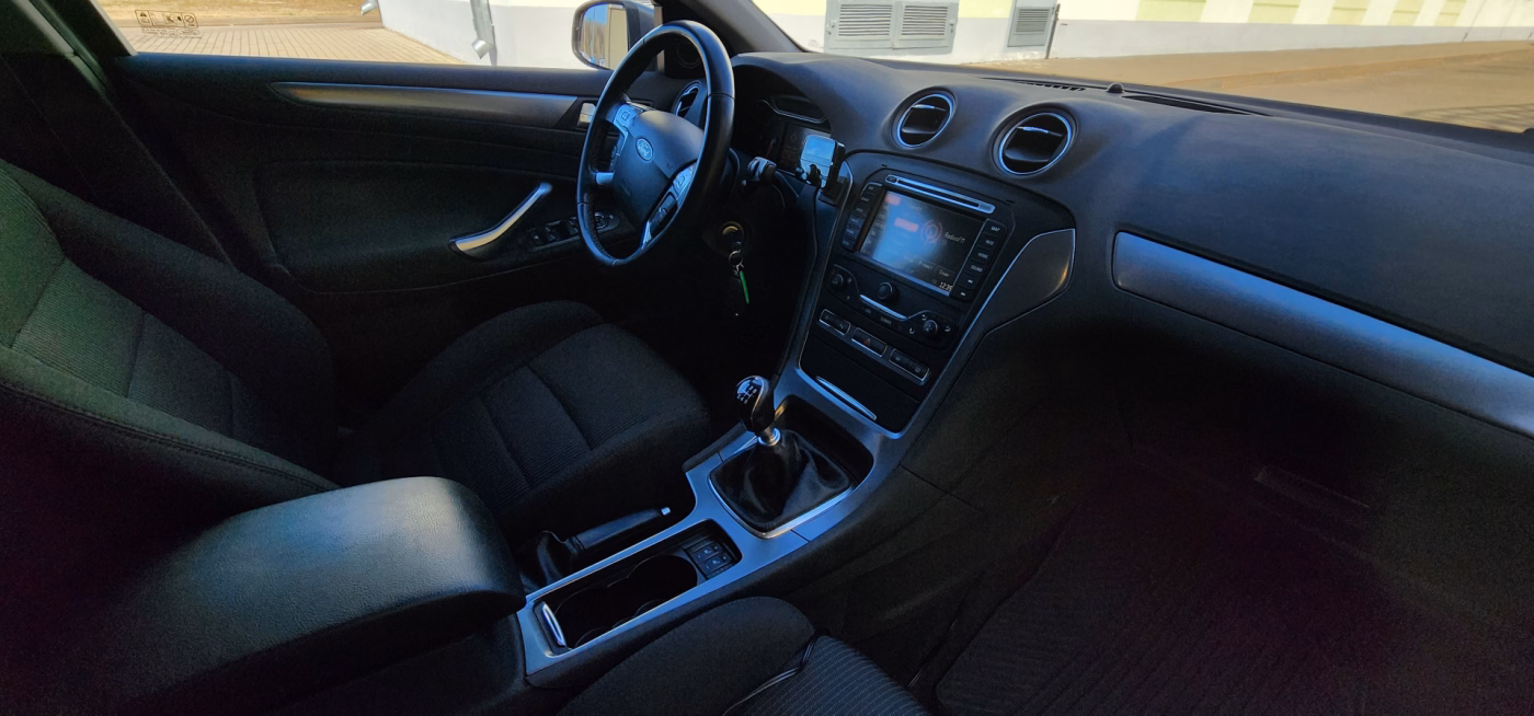 Ford Mondeo фото 13