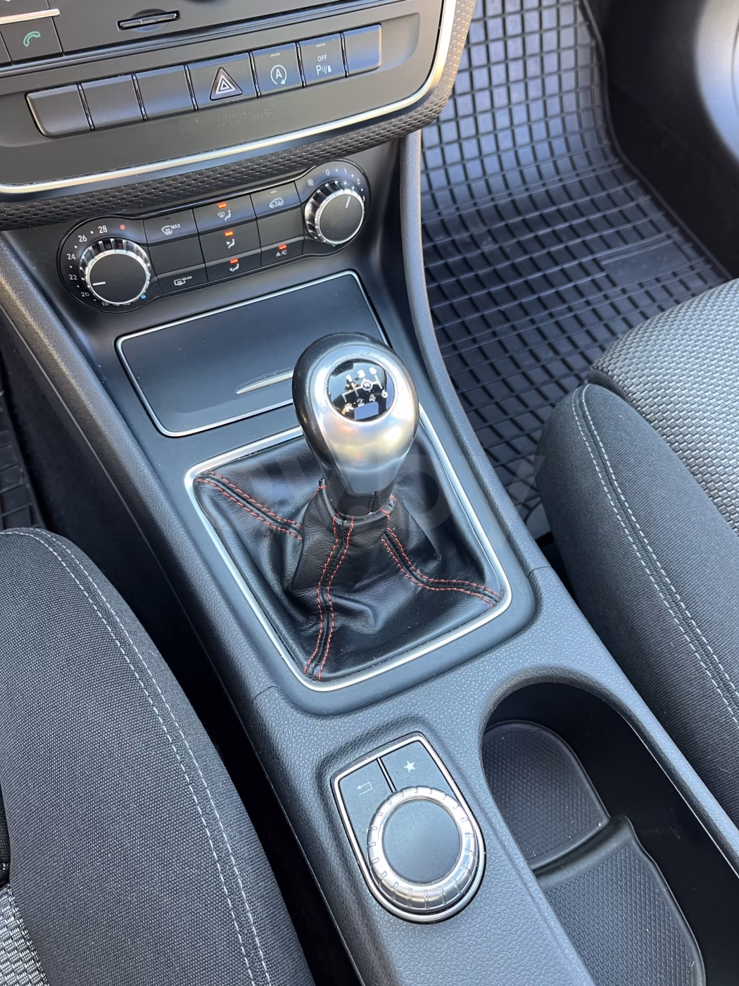 Mercedes-Benz A-Класс фото 15